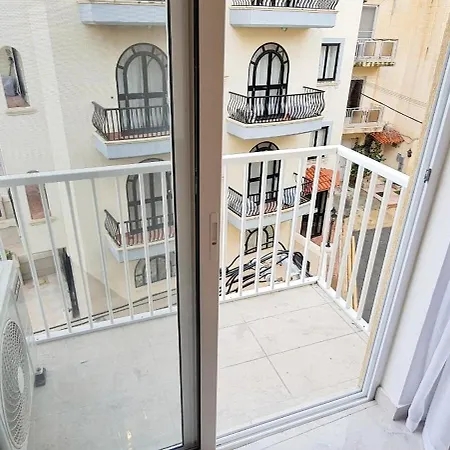 Seaside Serenity 6 - Few Mins Walk To The By Quicktrips 梅利哈